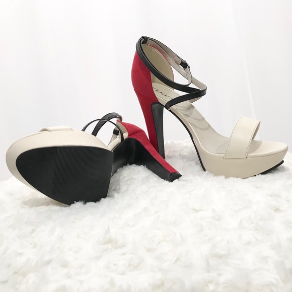 Platform Heels - New in Box - Picture 2 of 5